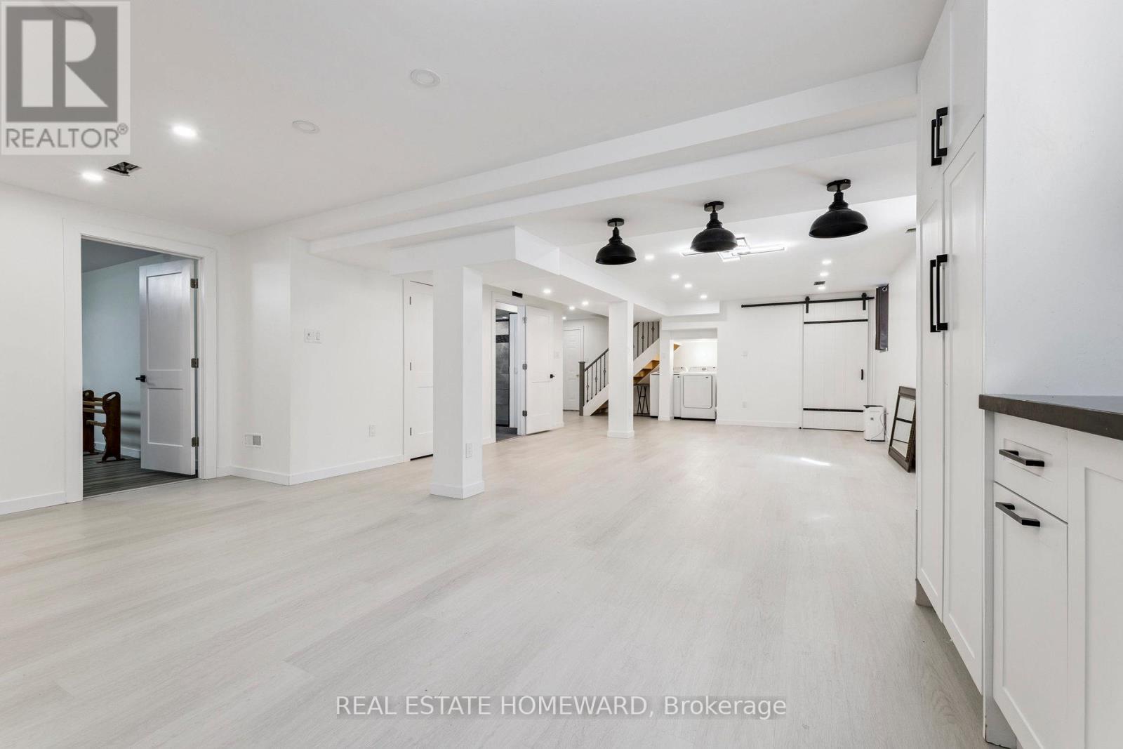 1566 Oakburn Street, Pickering, Ontario  L1V 6W1 - Photo 35 - E12891964