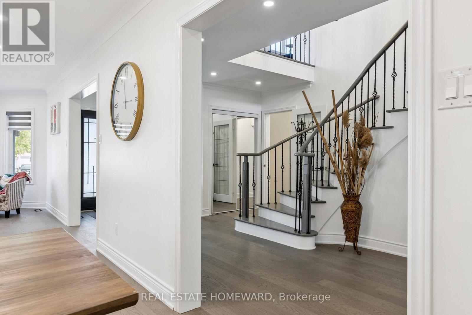 1566 Oakburn Street, Pickering, Ontario  L1V 6W1 - Photo 8 - E12891964