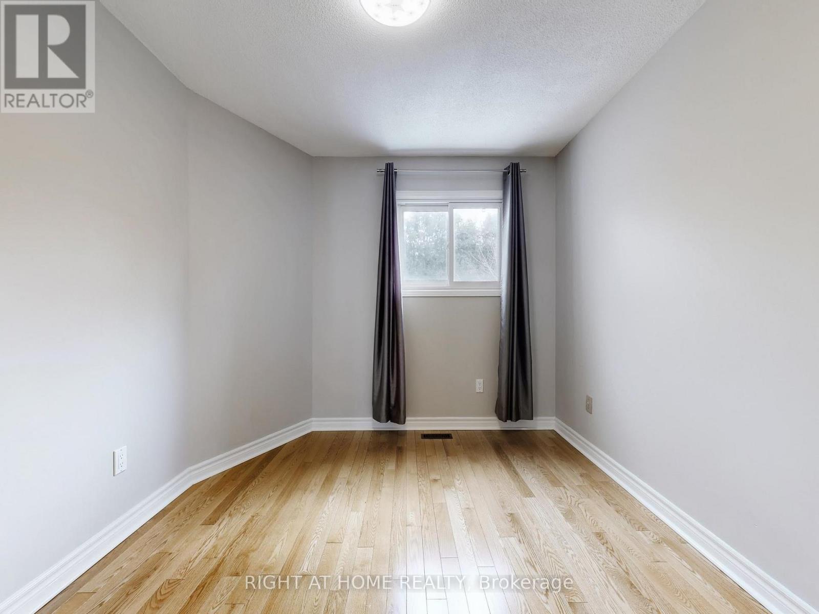 Main - 11 Hawker Court, Ajax (Central West), Ontario  L1T 3N1 - Photo 33 - E12891990