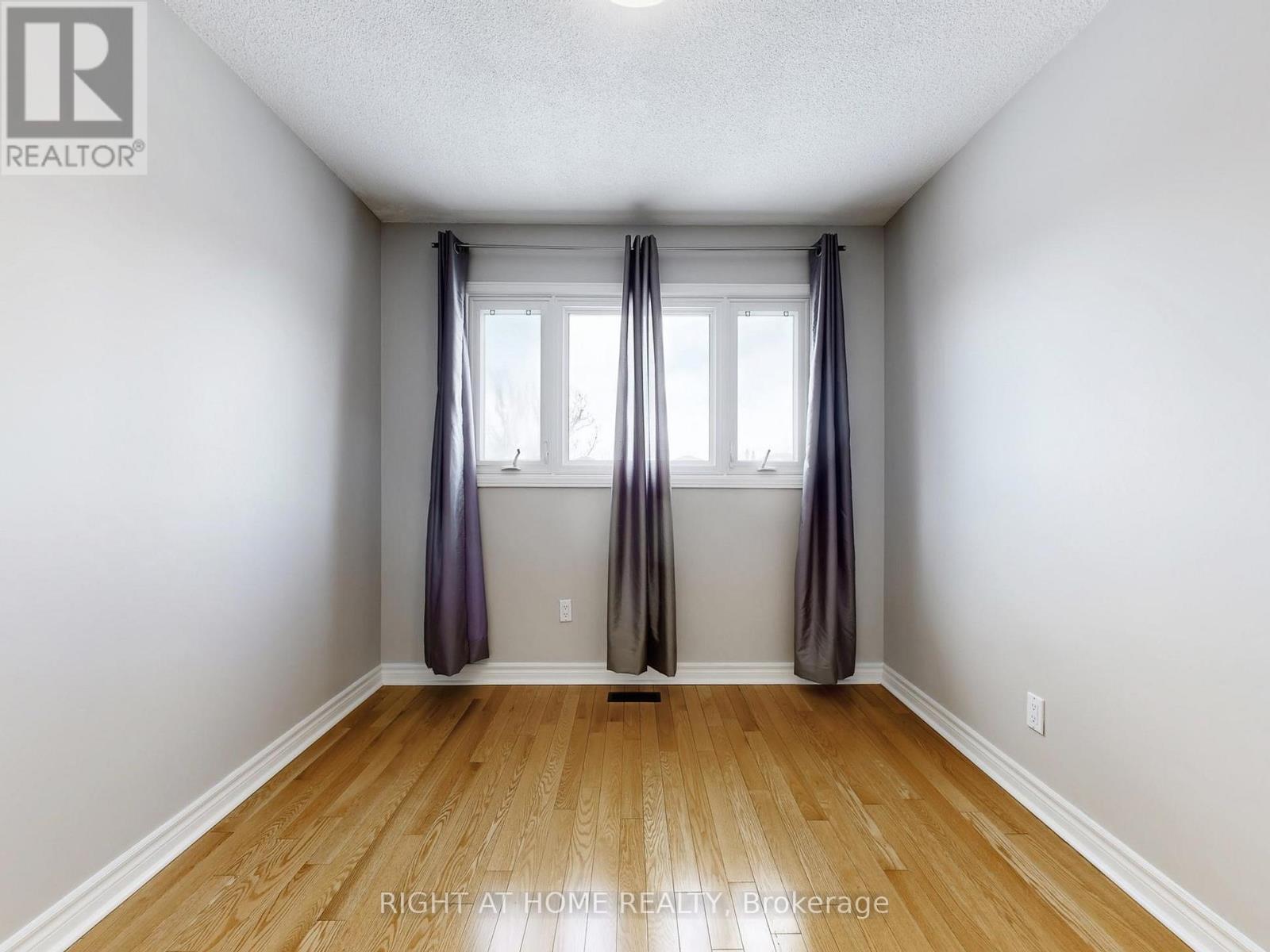 Main - 11 Hawker Court, Ajax (Central West), Ontario  L1T 3N1 - Photo 37 - E12891990