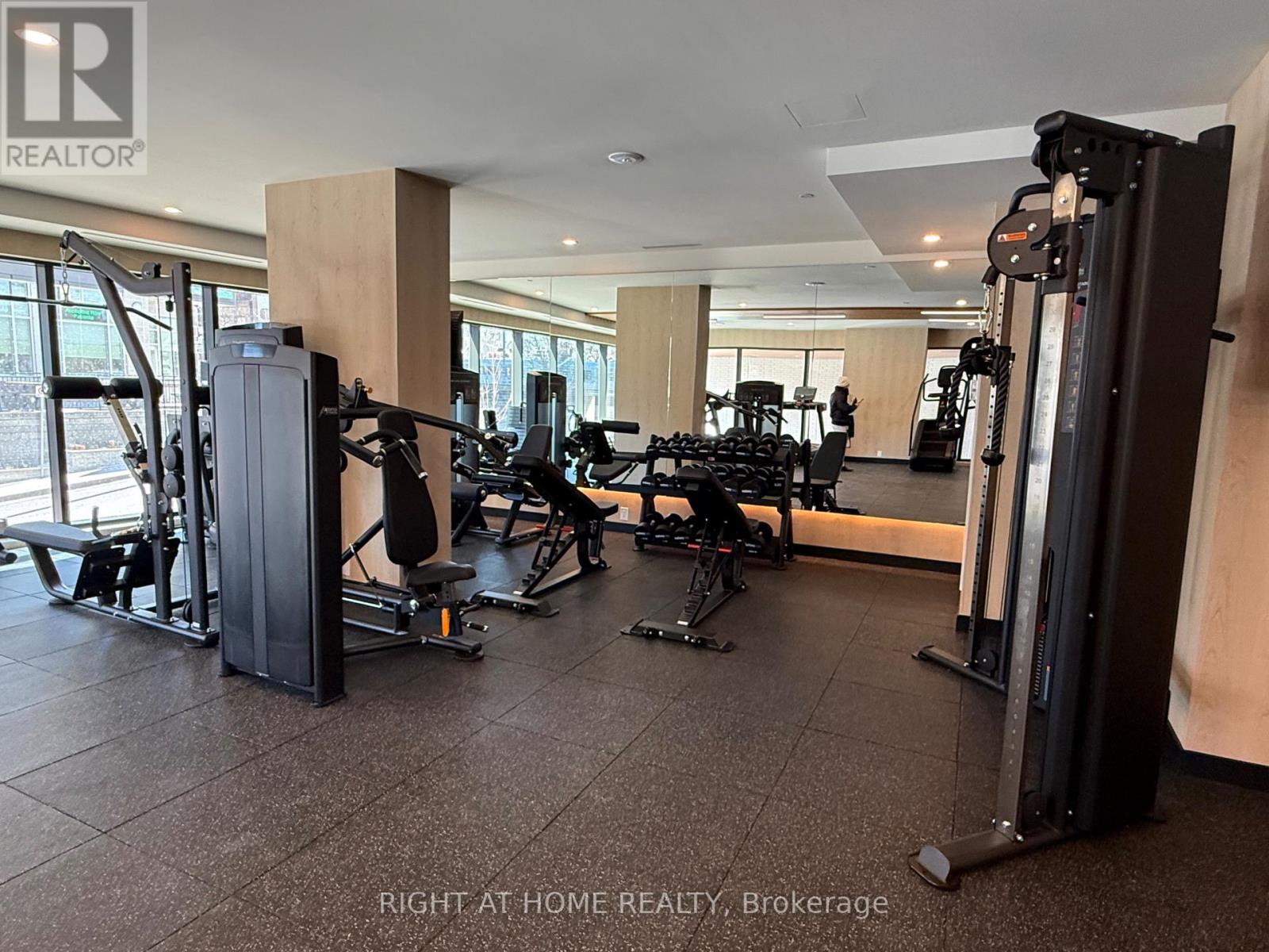 402 - 1660 Bloor Street W, Toronto (High Park North), Ontario  M6P 0C6 - Photo 6 - W12891630