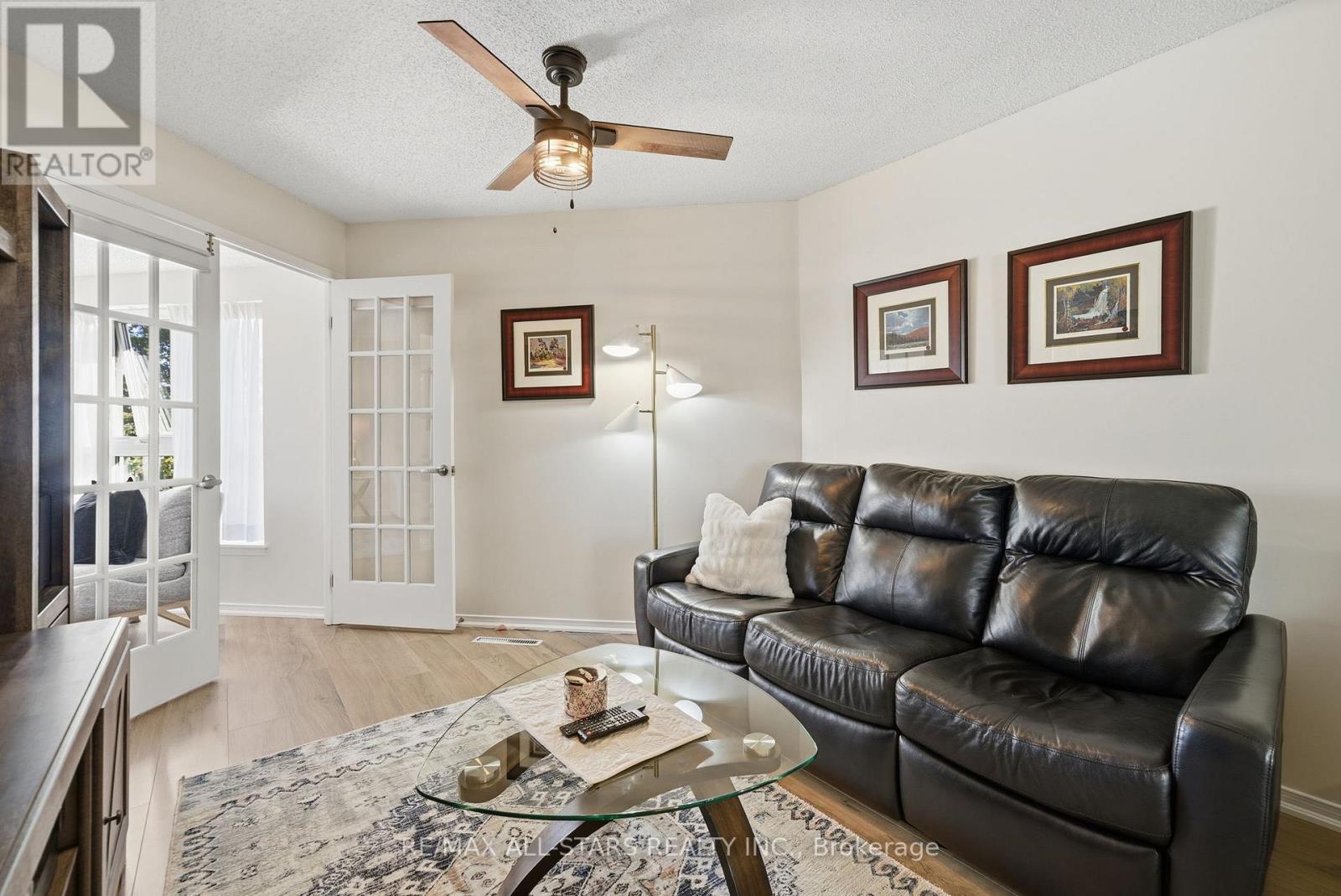 312 - 4 Heritage Way, Kawartha Lakes, Ontario  K9V 5Z2 - Photo 17 - X12891488