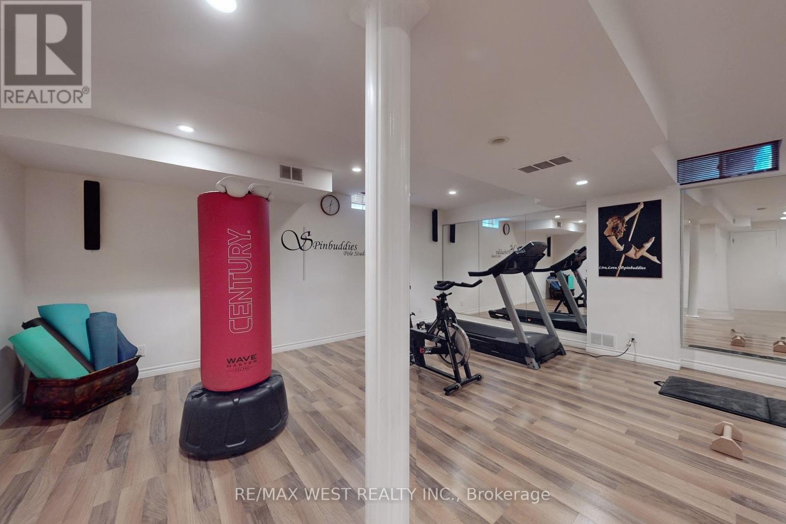 338 Mcbride Crescent, Newmarket (Summerhill Estates), Ontario  L3X 2W3 - Photo 32 - N12891978