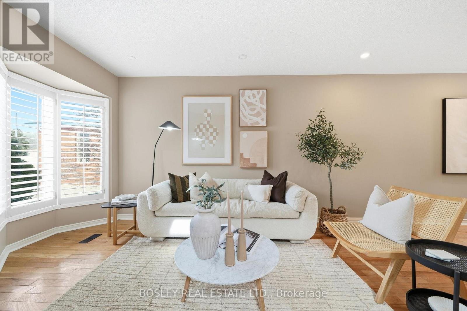 41 Dunsmore Crescent, Richmond Hill (Crosby), Ontario  L4C 0C5 - Photo 6 - N12892000