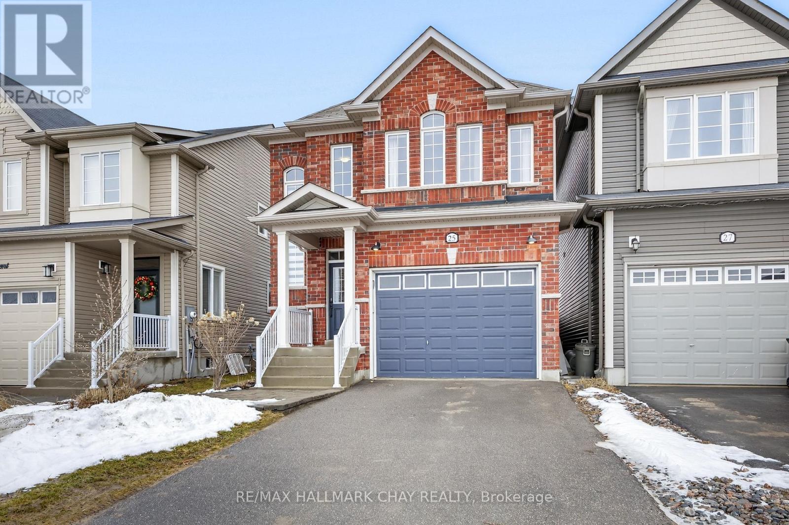 25 WAGNER CRESCENT, essa (angus), Ontario