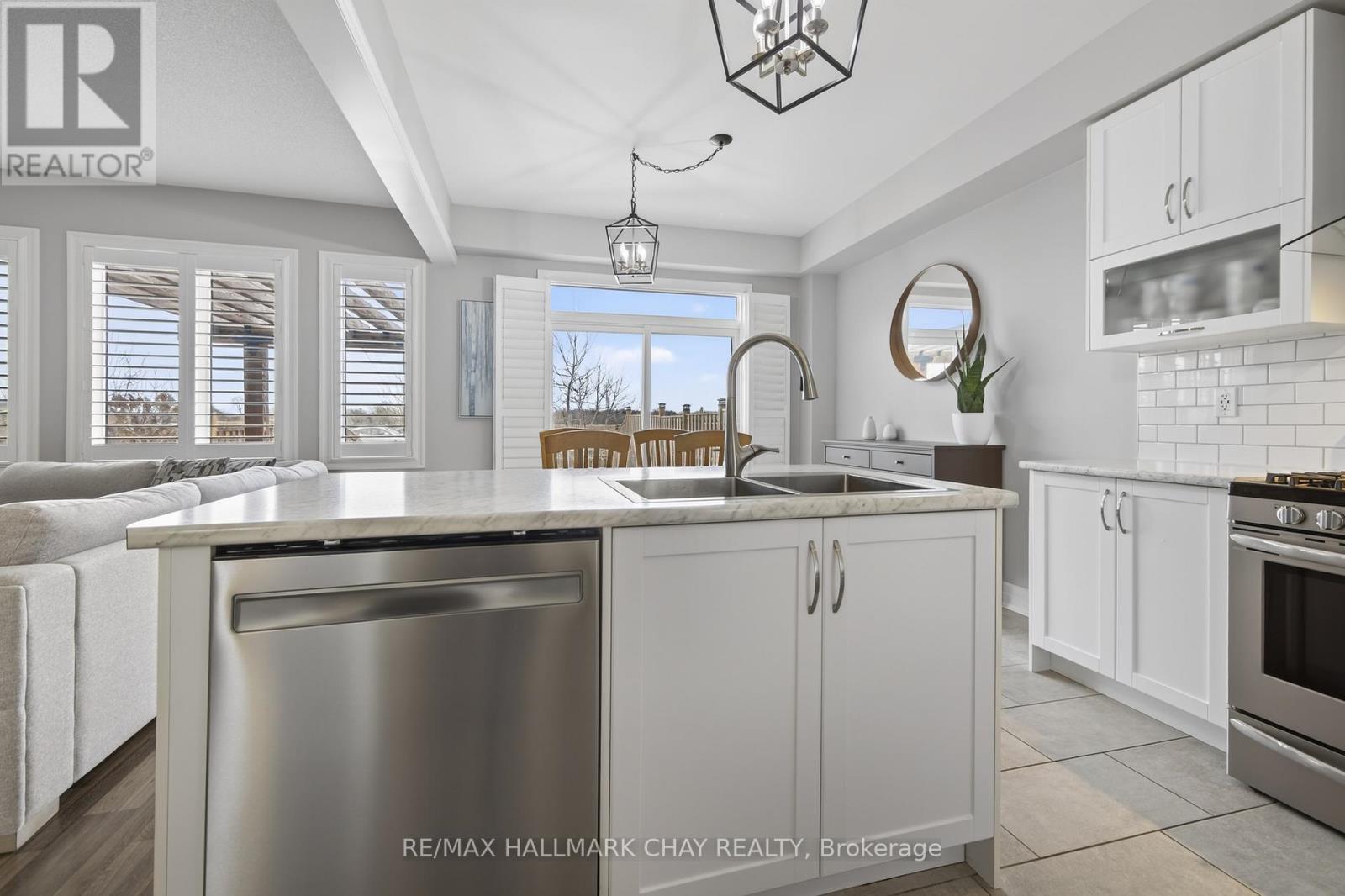 25 Wagner Crescent, Essa (Angus), Ontario  L0M 1B6 - Photo 16 - N12892014