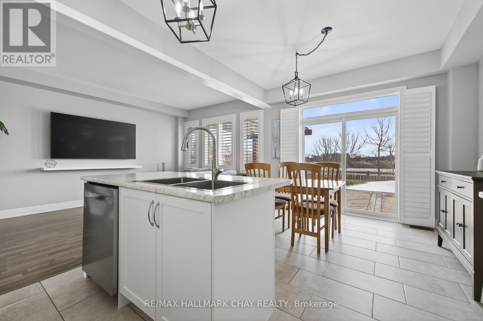 25 Wagner Crescent, Essa (Angus), Ontario  L0M 1B6 - Photo 17 - N12892014