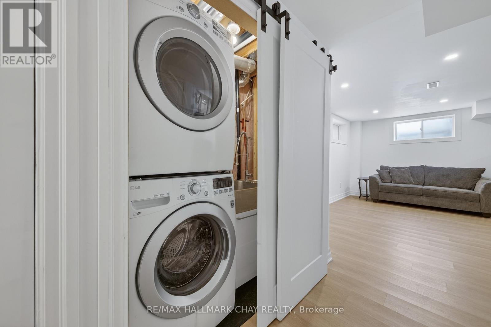 25 Wagner Crescent, Essa (Angus), Ontario  L0M 1B6 - Photo 32 - N12892014