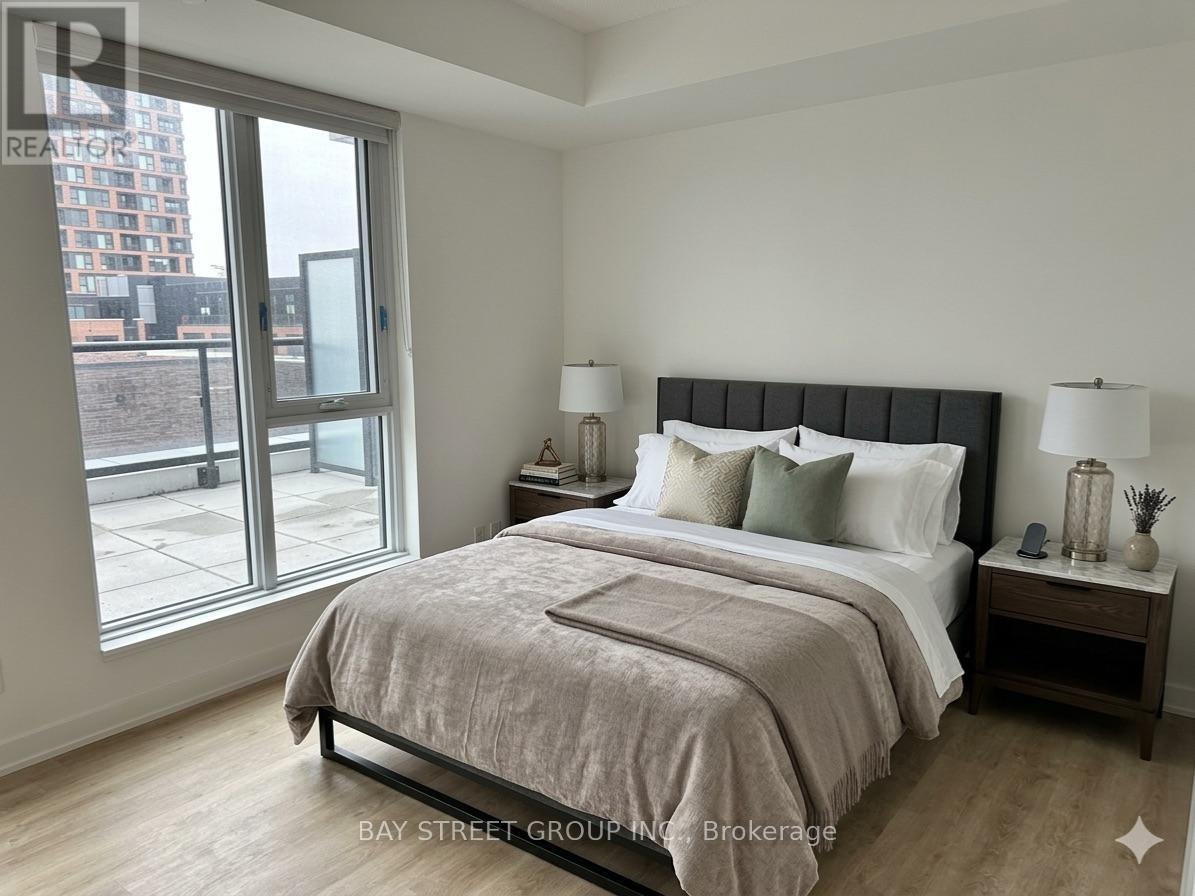 A1128 - 8119 Birchmount Road, Markham (Unionville), Ontario  L6G 0H5 - Photo 3 - N12892018