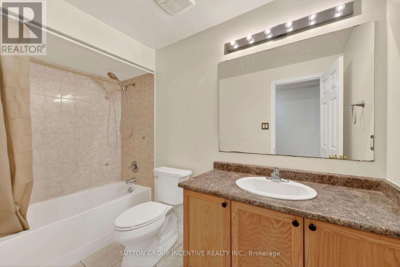 116 Sun King Crescent, Barrie (Innis-Shore), Ontario  L4M 0E6 - Photo 39 - S12891994