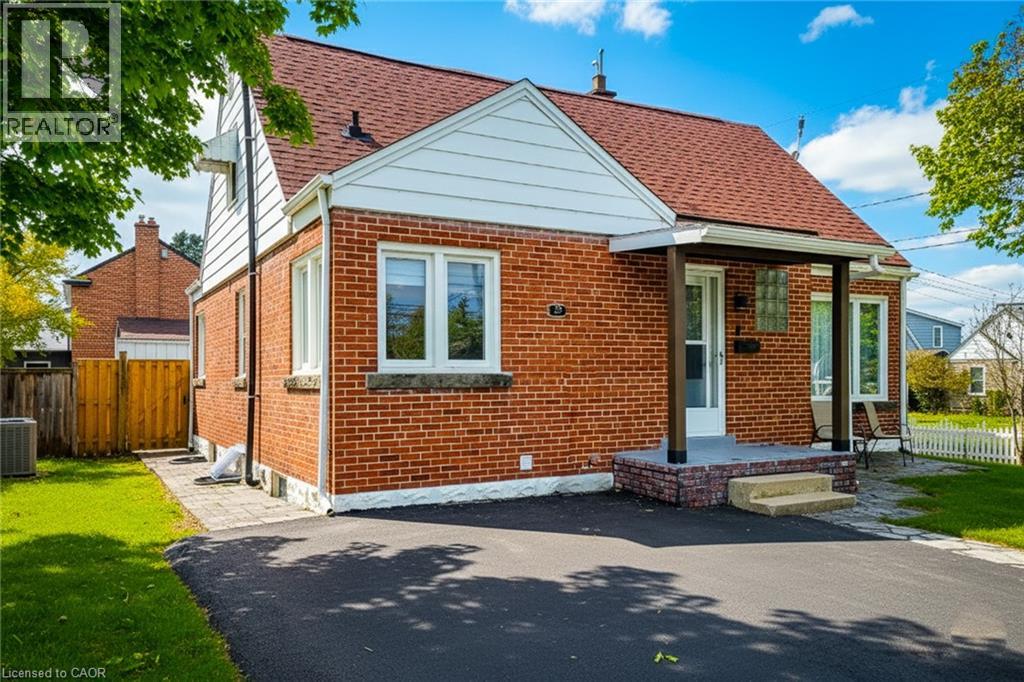 29 N Second Street N, Stoney Creek, Ontario  L8G 1Y8 - Photo 2 - 40812949