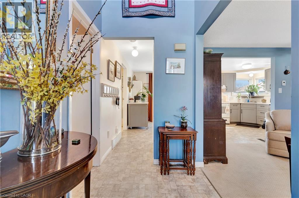 29 Morningside Circle, New Hamburg, Ontario  N3A 2G2 - Photo 5 - 40812388