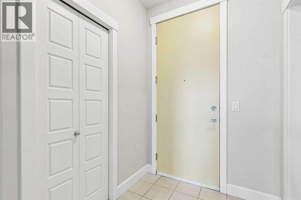 403, 830 Centre Avenue Ne, Calgary, Alberta  T2E 9C3 - Photo 4 - A2291435