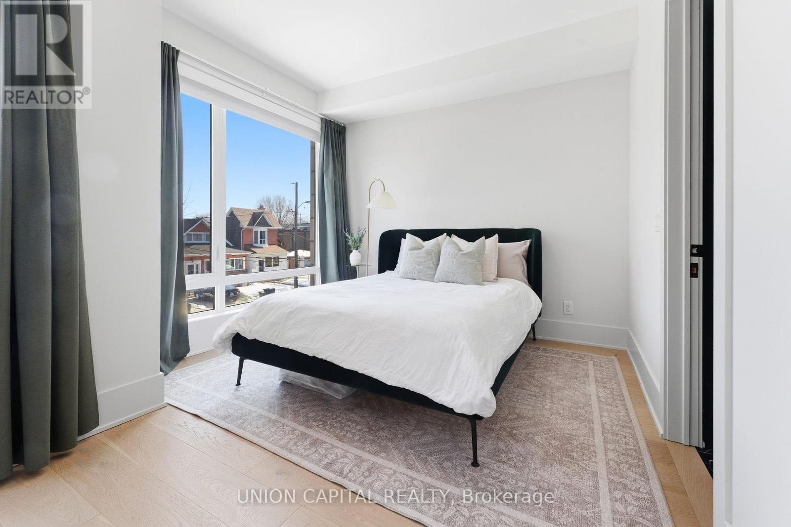 544b Beresford Avenue, Toronto (Runnymede-Bloor West Village), Ontario  M6S 3C3 - Photo 17 - W12891974