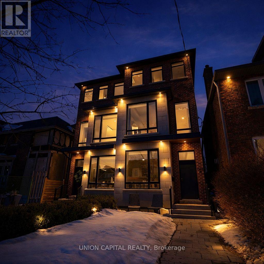 544b Beresford Avenue, Toronto (Runnymede-Bloor West Village), Ontario  M6S 3C3 - Photo 32 - W12891974