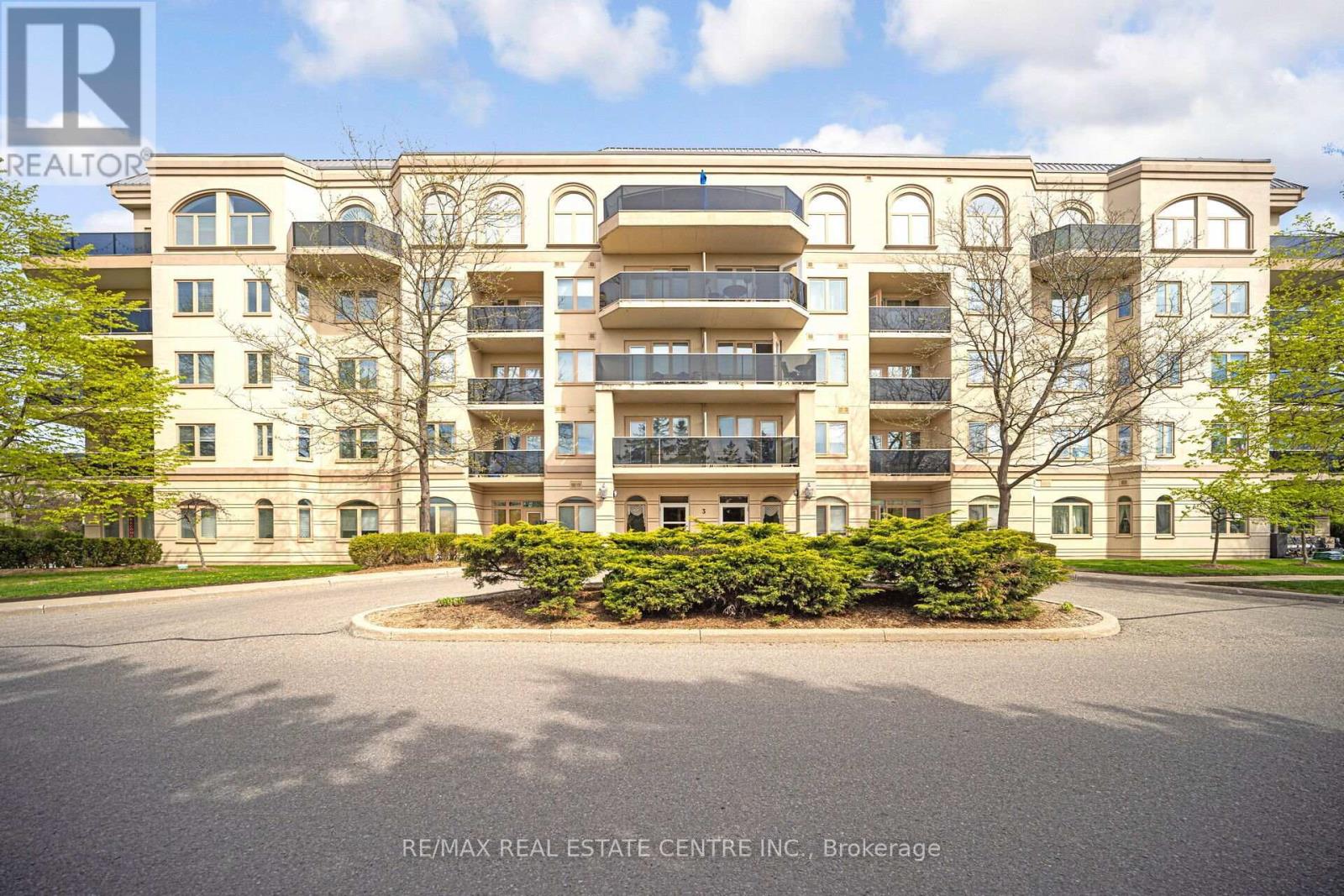 301 - 3 DAYSPRING CIRCLE, brampton (goreway drive corridor), Ontario