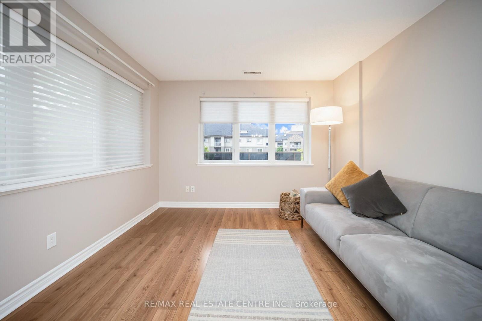 301 - 3 Dayspring Circle, Brampton (Goreway Drive Corridor), Ontario  L6P 1B7 - Photo 28 - W12892006