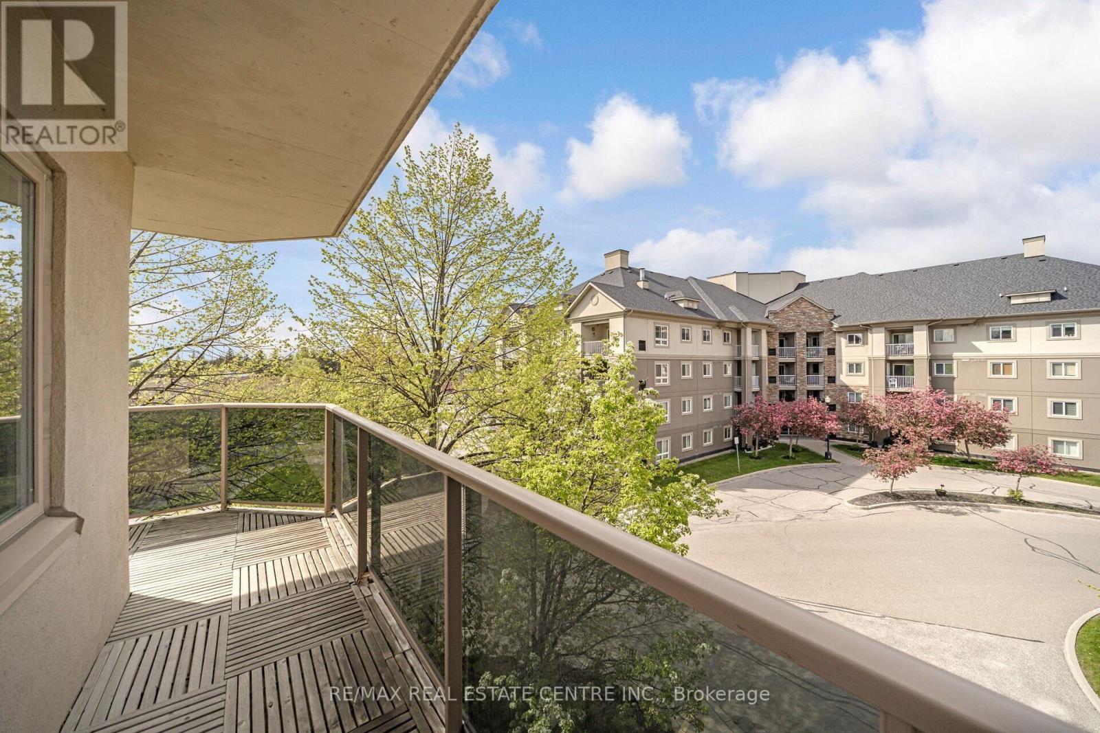 301 - 3 Dayspring Circle, Brampton (Goreway Drive Corridor), Ontario  L6P 1B7 - Photo 44 - W12892006