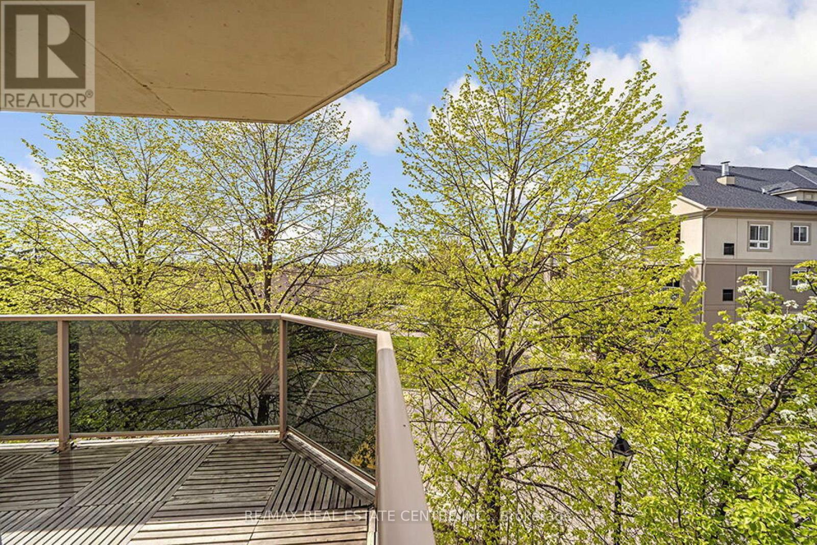 301 - 3 Dayspring Circle, Brampton (Goreway Drive Corridor), Ontario  L6P 1B7 - Photo 49 - W12892006