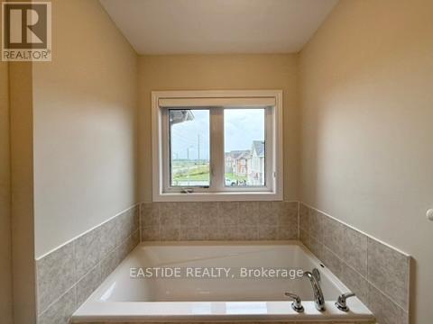 116 Finegan Circle, Brampton (Northwest Brampton), Ontario  L7A 0B7 - Photo 15 - W12892012