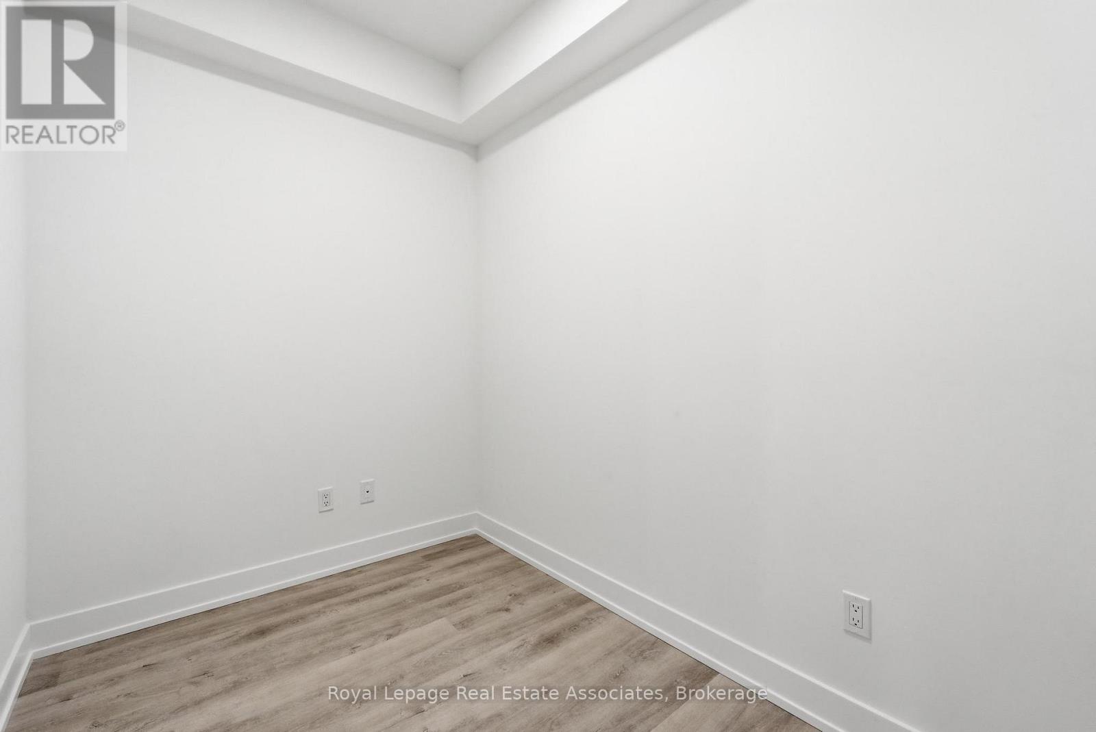 807 - 25 Cordova Avenue, Toronto (Islington-City Centre West), Ontario  M9A 0E5 - Photo 11 - W12892044