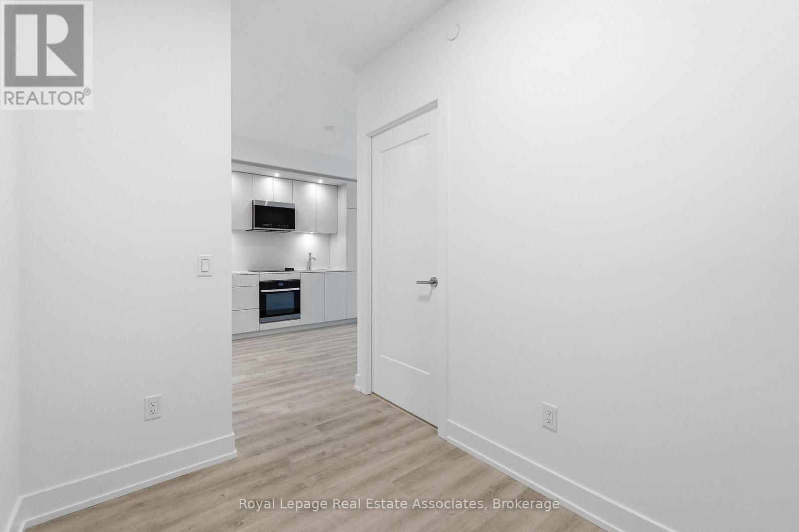 807 - 25 Cordova Avenue, Toronto (Islington-City Centre West), Ontario  M9A 0E5 - Photo 12 - W12892044