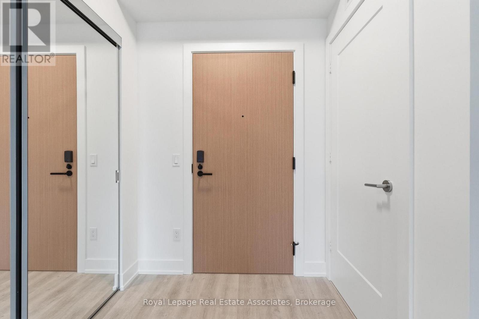 807 - 25 Cordova Avenue, Toronto (Islington-City Centre West), Ontario  M9A 0E5 - Photo 18 - W12892044