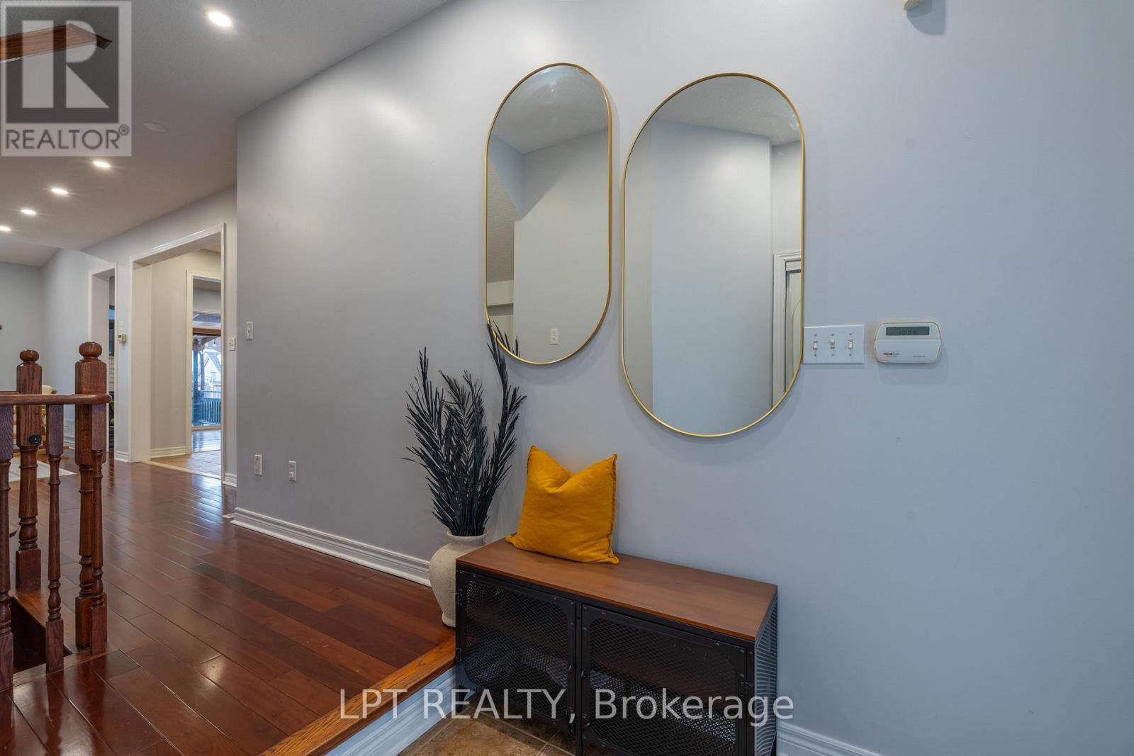 54 Delphinium Way, Brampton (Northwest Sandalwood Parkway), Ontario  L7A 0N4 - Photo 11 - W12892054