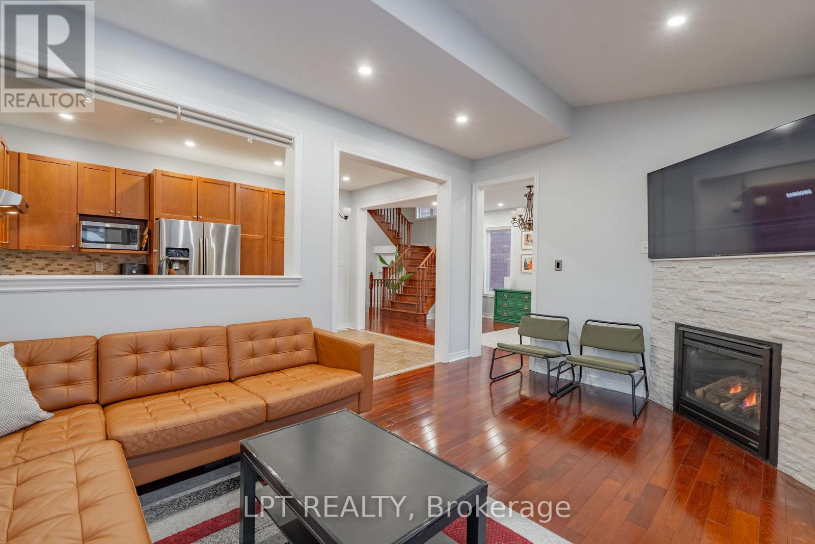 54 Delphinium Way, Brampton (Northwest Sandalwood Parkway), Ontario  L7A 0N4 - Photo 22 - W12892054