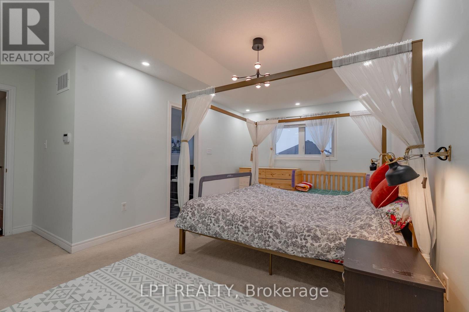 54 Delphinium Way, Brampton (Northwest Sandalwood Parkway), Ontario  L7A 0N4 - Photo 30 - W12892054