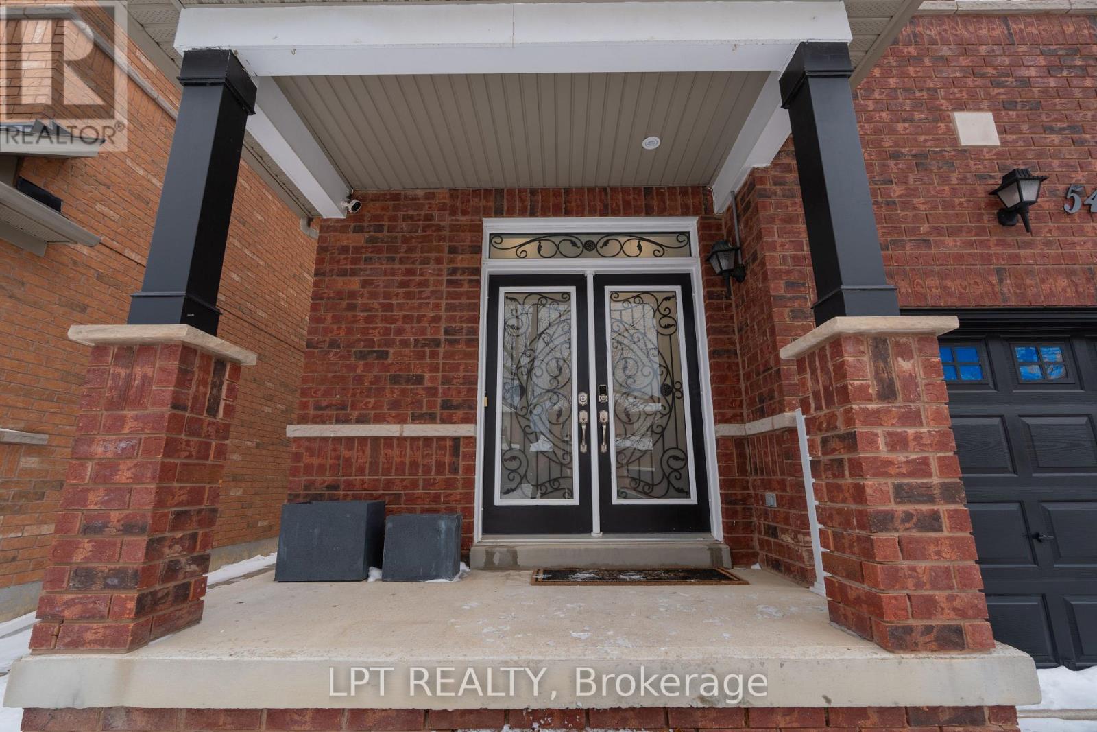 54 Delphinium Way, Brampton (Northwest Sandalwood Parkway), Ontario  L7A 0N4 - Photo 8 - W12892054