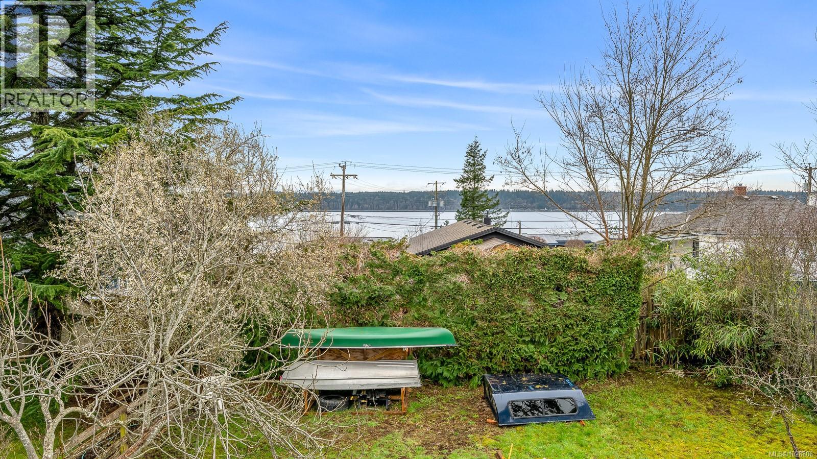 545 Thulin St, Campbell River, British Columbia  V9W 2L2 - Photo 2 - 1028806