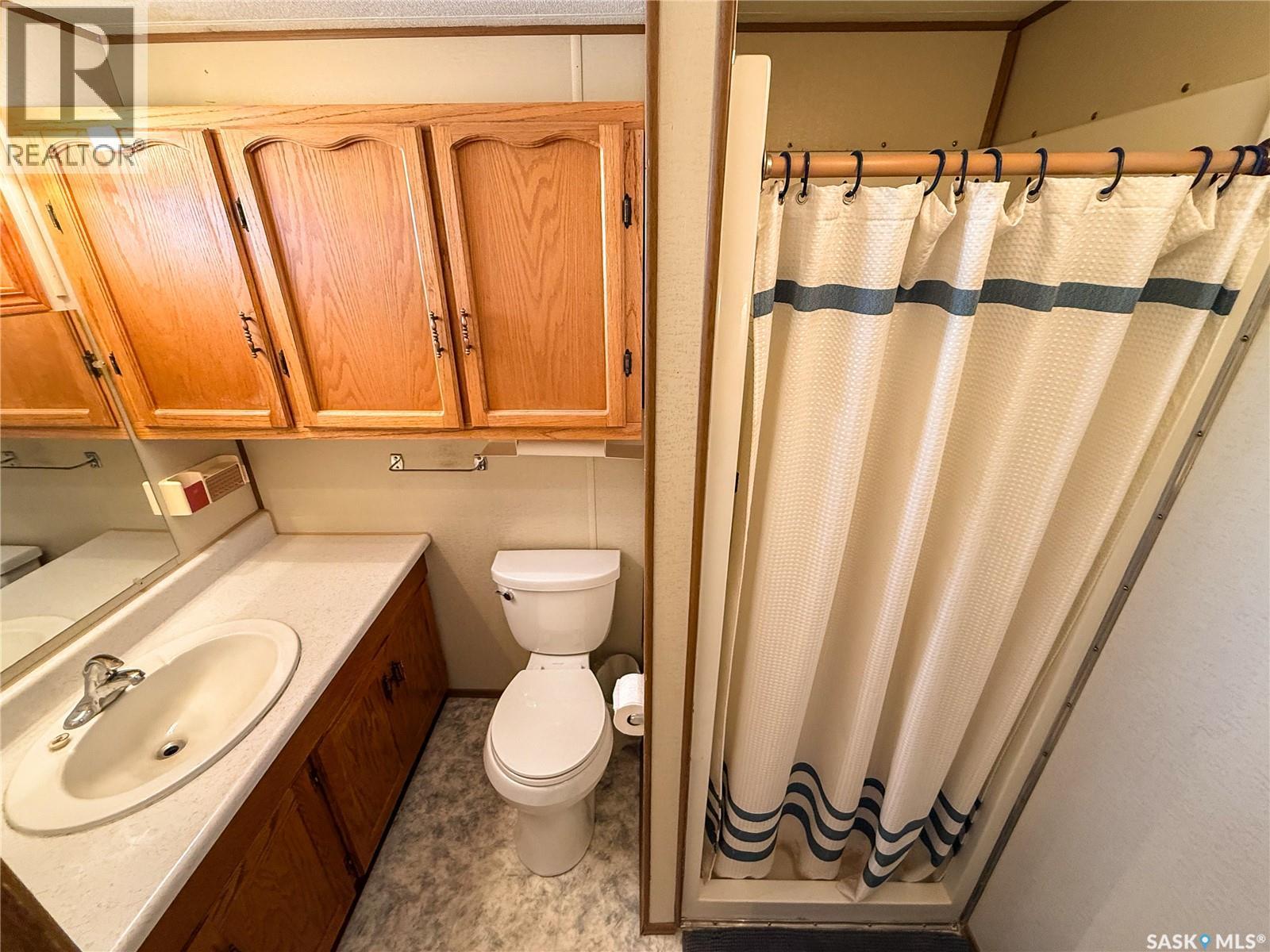 201 - 203 4th Avenue, Climax, Saskatchewan  S0N 0N0 - Photo 23 - SK030648