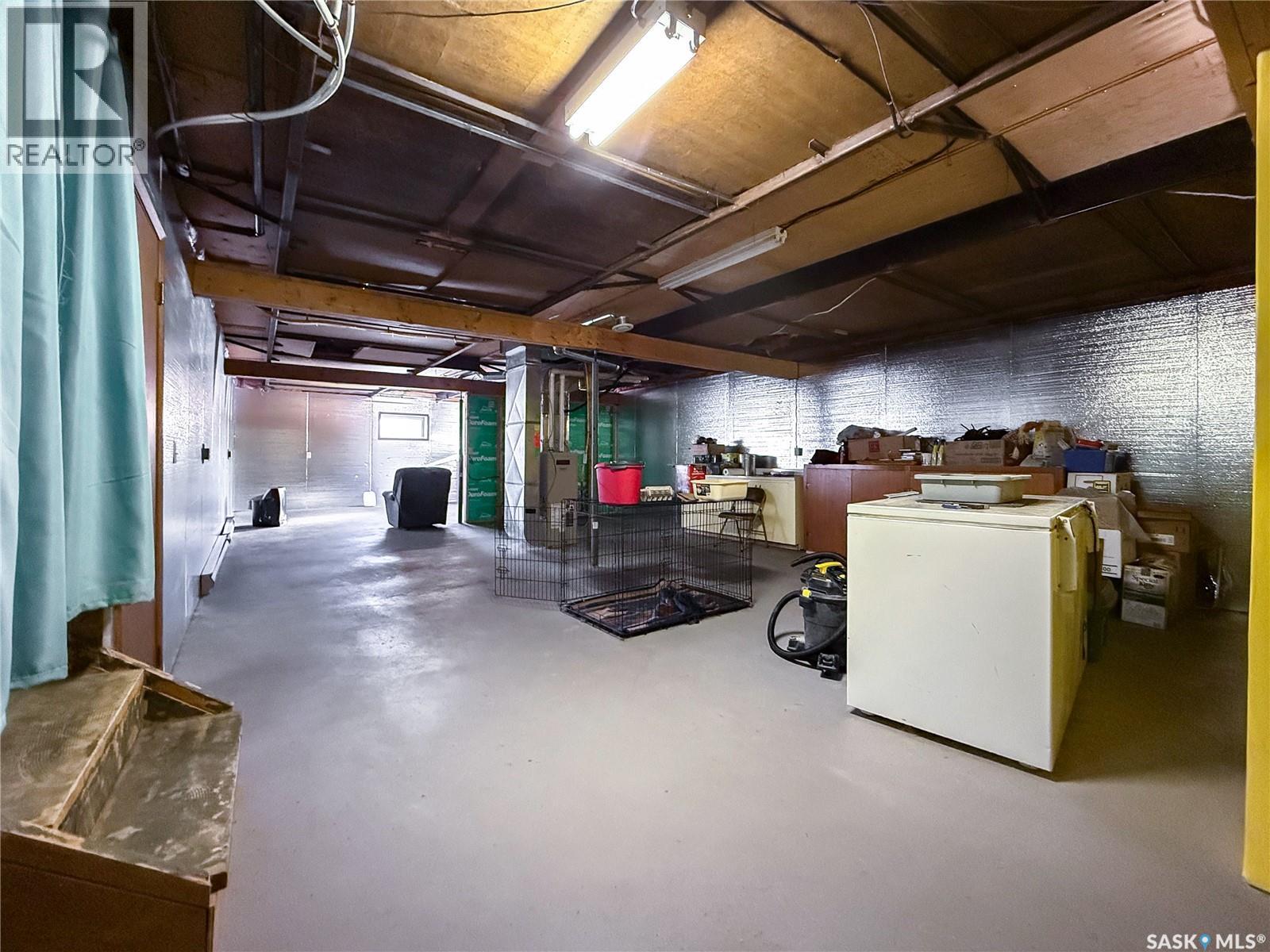 201 - 203 4th Avenue, Climax, Saskatchewan  S0N 0N0 - Photo 32 - SK030648