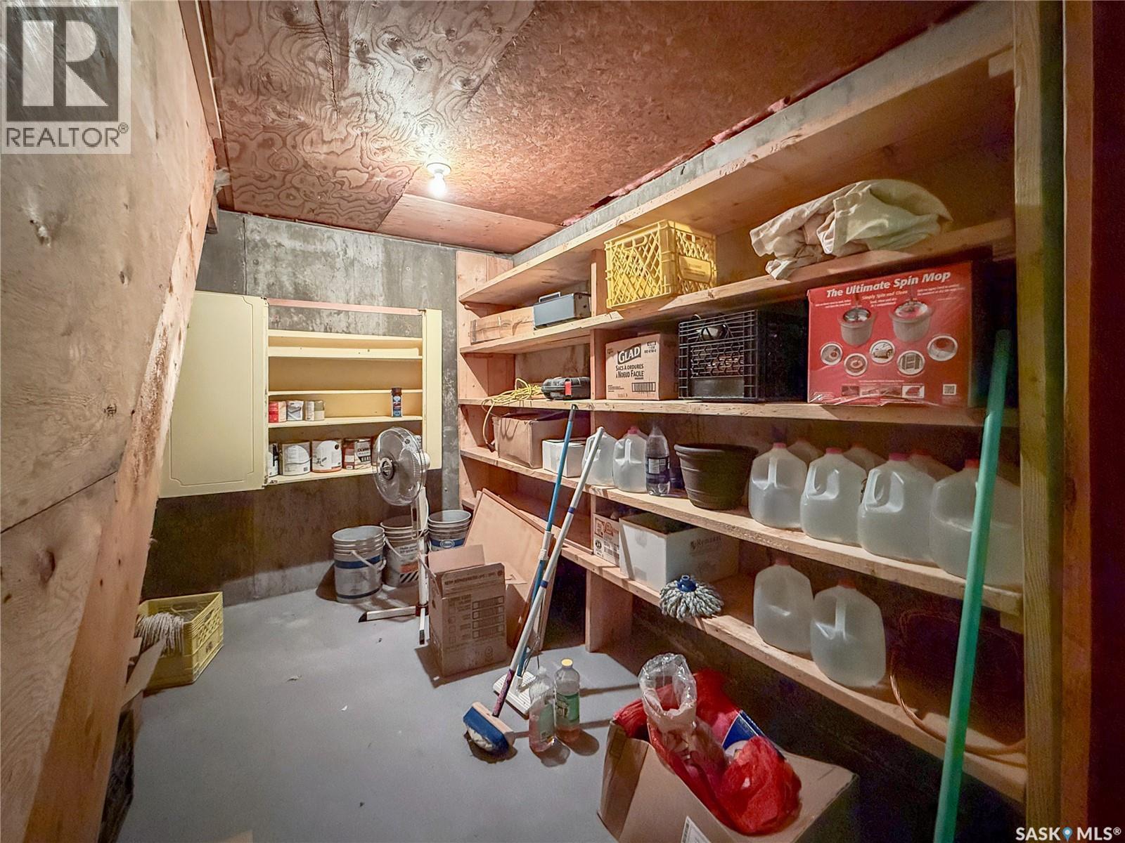 201 - 203 4th Avenue, Climax, Saskatchewan  S0N 0N0 - Photo 38 - SK030648