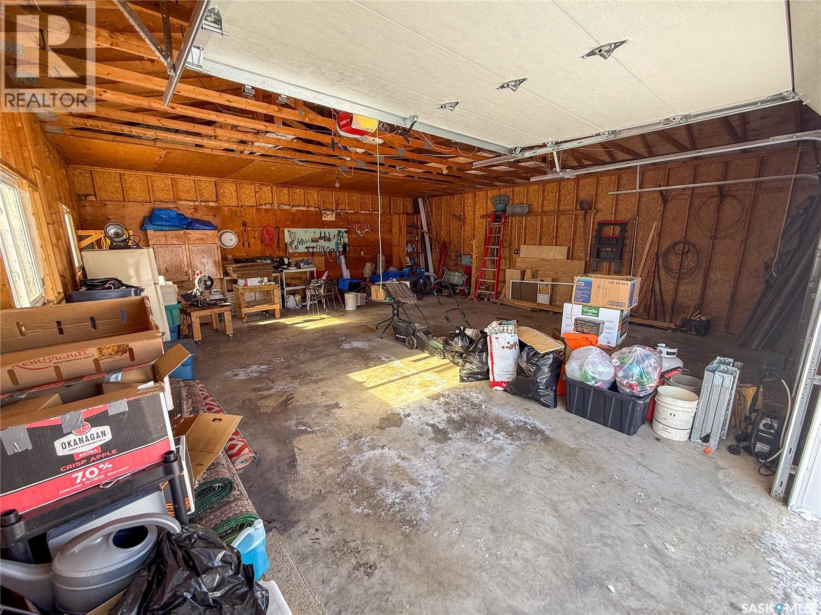 201 - 203 4th Avenue, Climax, Saskatchewan  S0N 0N0 - Photo 43 - SK030648