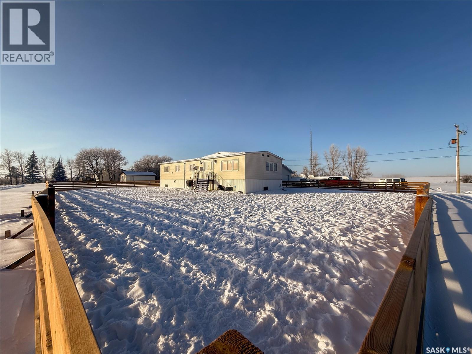 201 - 203 4th Avenue, Climax, Saskatchewan  S0N 0N0 - Photo 46 - SK030648