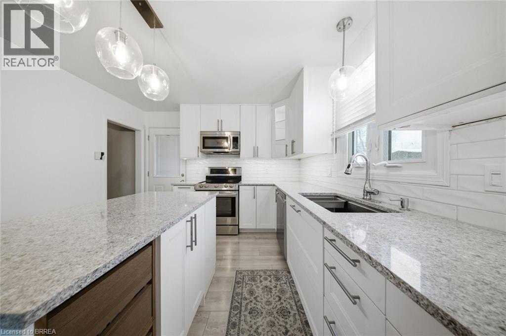 22 Paris Road, Brantford, Ontario  N3R 1H7 - Photo 16 - 40812224