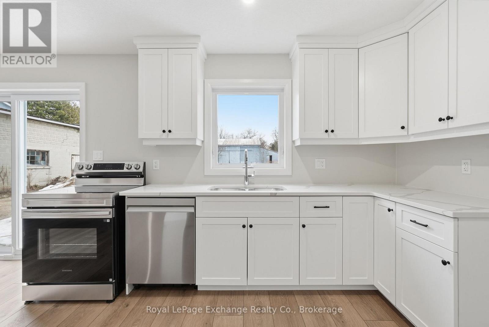 Unit 3 - 227 Bruce Street S, West Grey, Ontario  N0G 1R0 - Photo 16 - X12723436