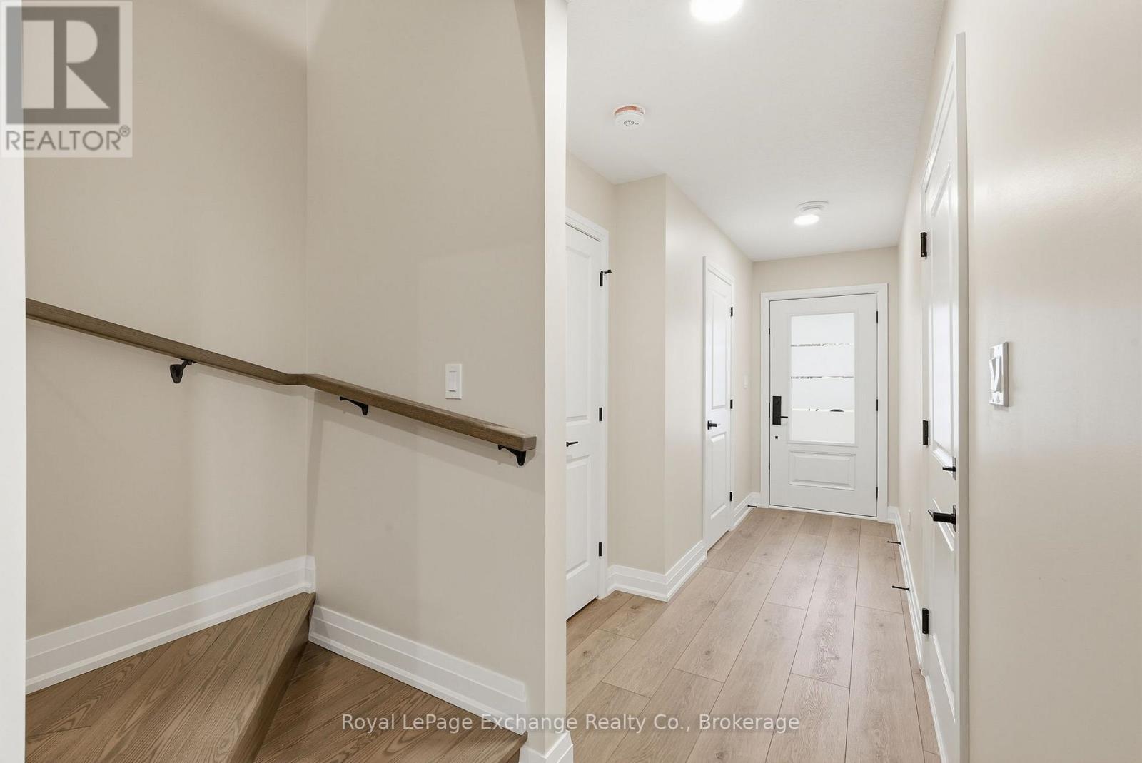 Unit 3 - 227 Bruce Street S, West Grey, Ontario  N0G 1R0 - Photo 7 - X12723436