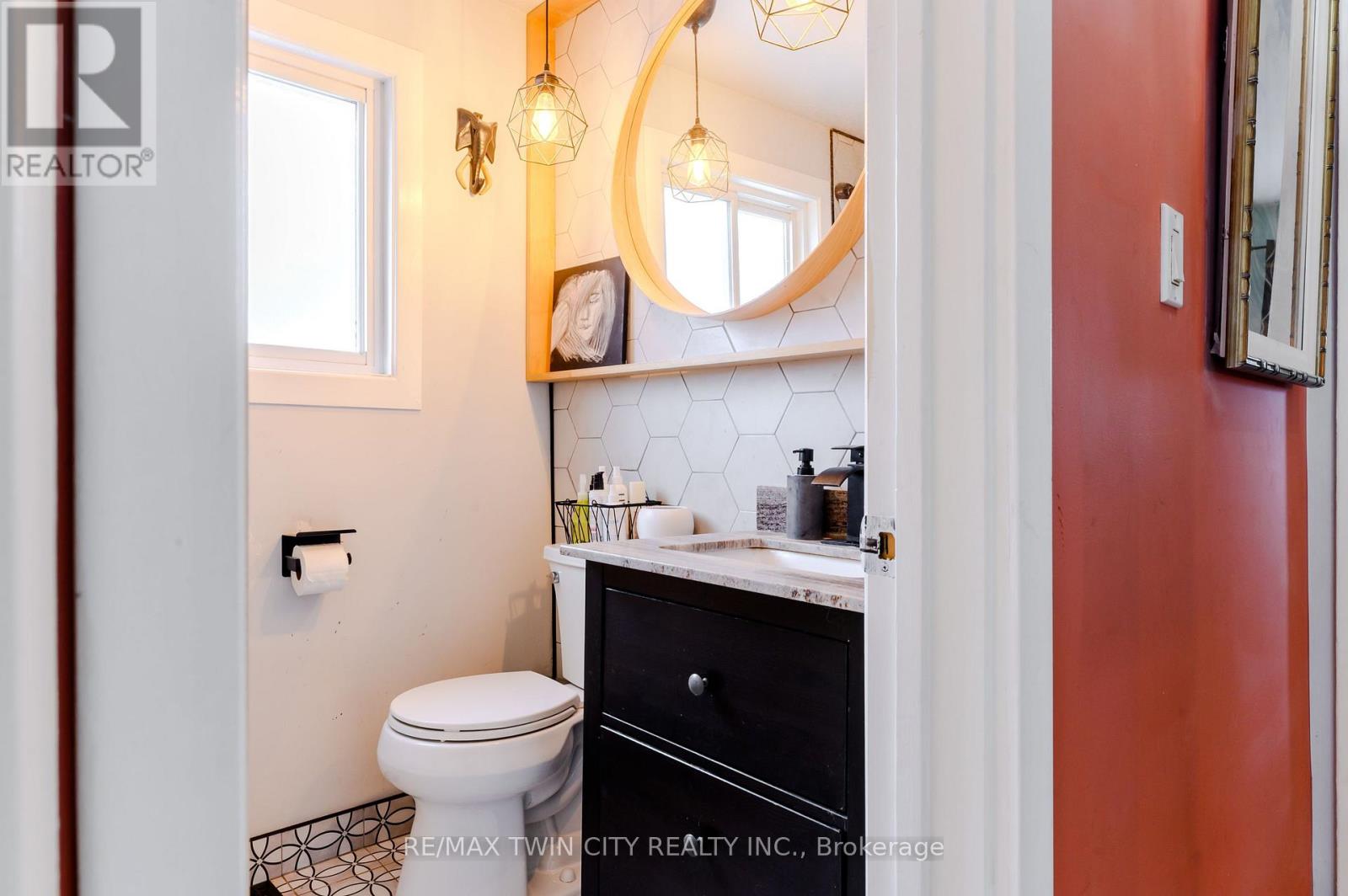 12 White Owl Crescent, Brantford, Ontario  N3P 1A2 - Photo 13 - X12892020