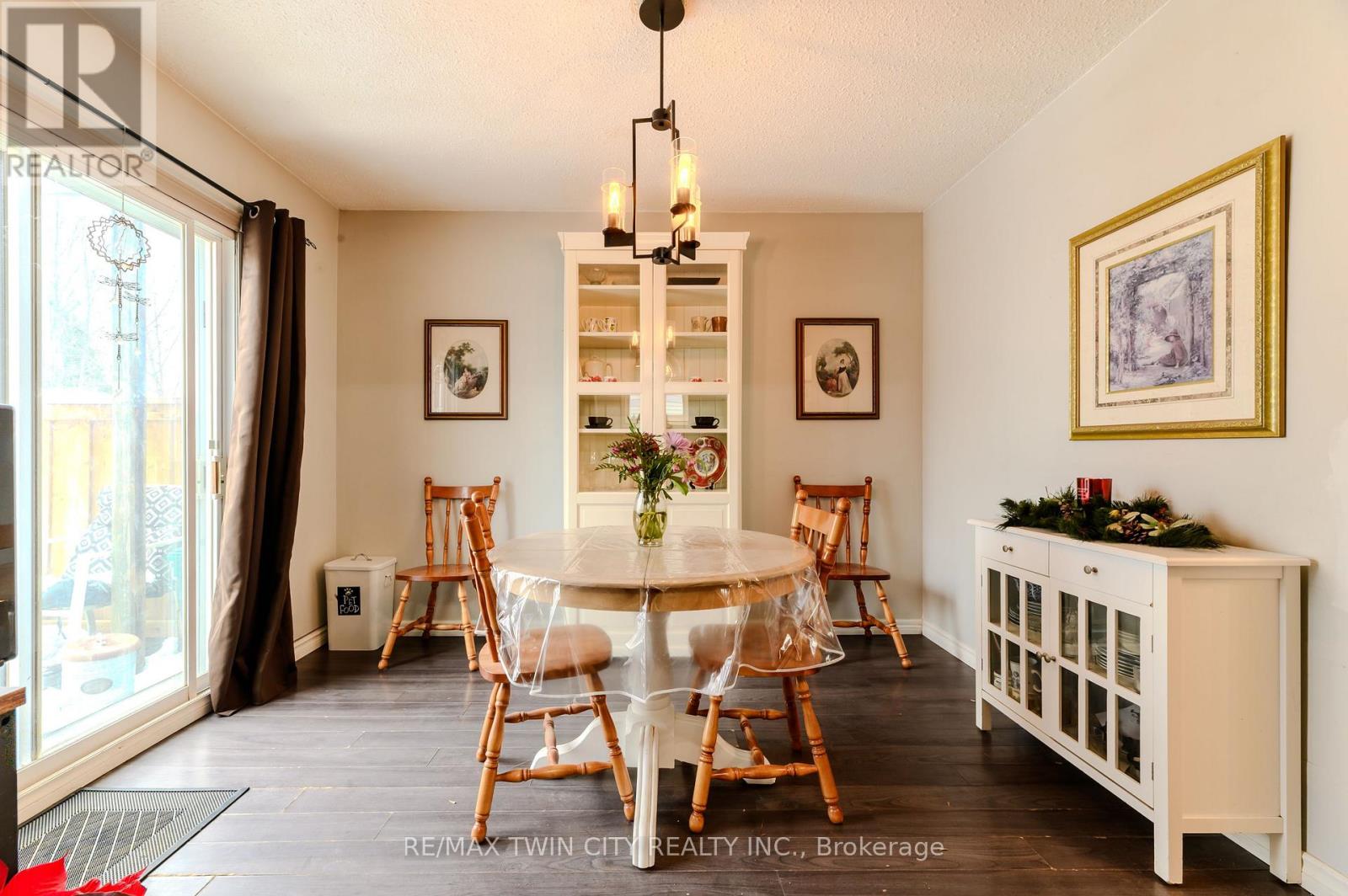 12 White Owl Crescent, Brantford, Ontario  N3P 1A2 - Photo 5 - X12892020