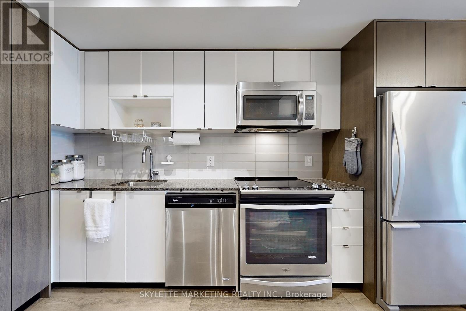 2505 - 9 Valhalla Inn Road, Toronto, Ontario  M9B 0B2 - Photo 16 - W12657246