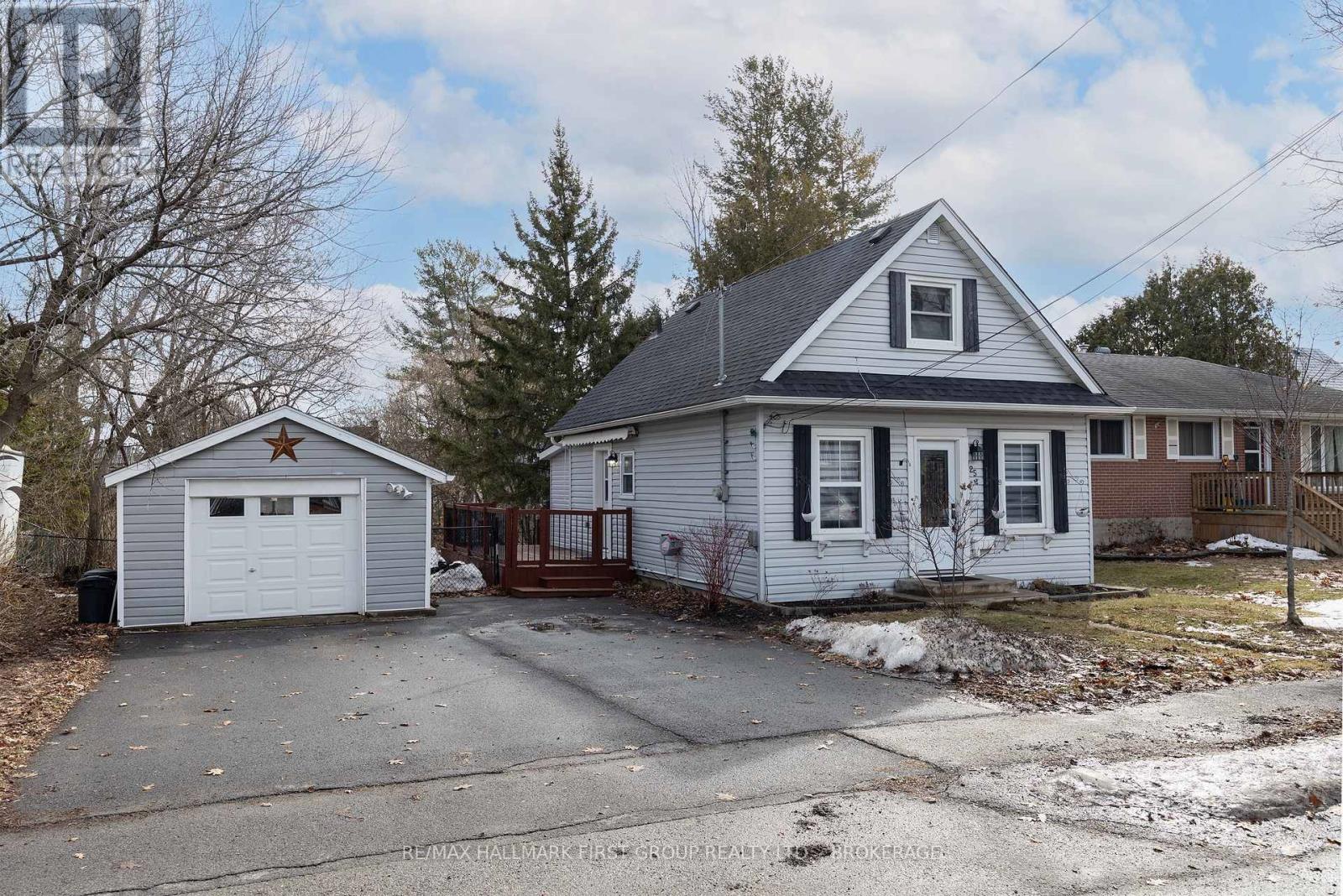 125 Birch Street, Gananoque, Ontario  K7G 2T5 - Photo 25 - X12891782