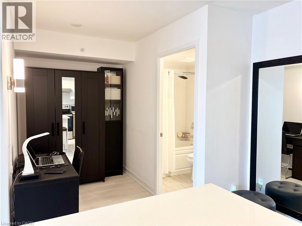 1117 Cooke Boulevard Unit# A502, Burlington, Ontario  L7T 0C3 - Photo 13 - 40812322