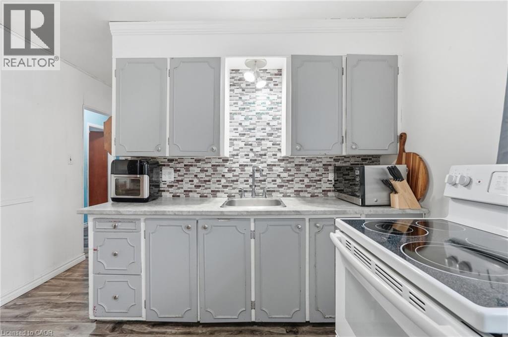 354 Mcneilly Road, Stoney Creek, Ontario  L8E 5H4 - Photo 10 - 40812300