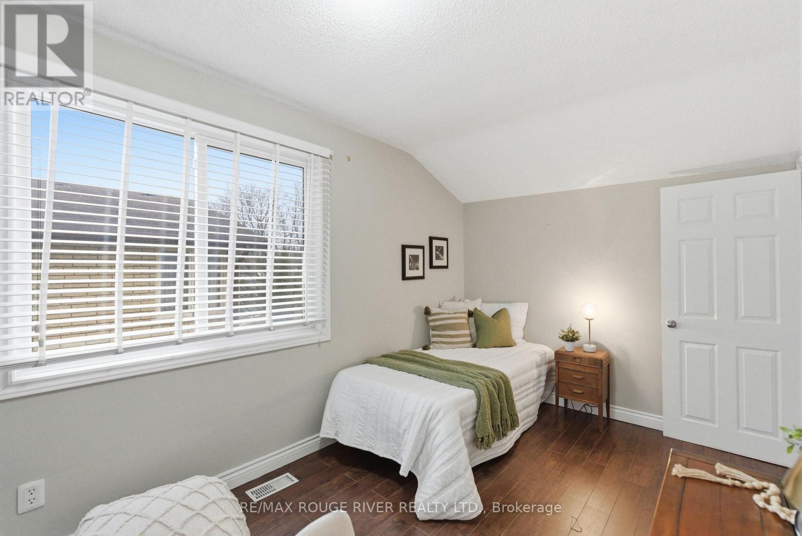 209 Darcy Street, Oshawa (Centennial), Ontario  L1G 3B9 - Photo 27 - E12892316