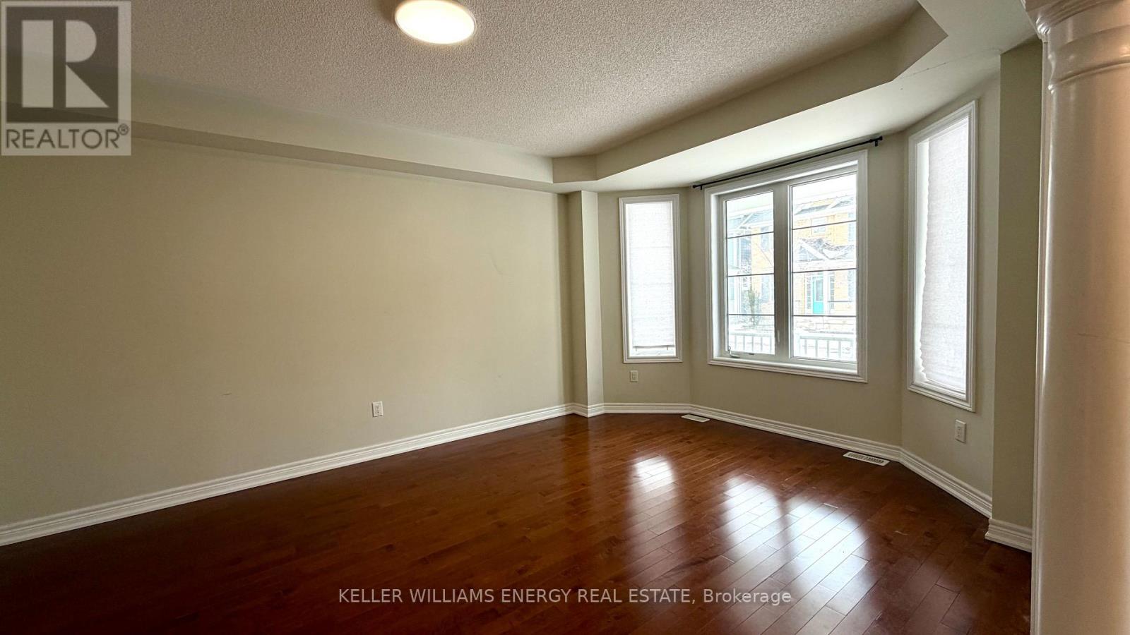 Upper - 53 Raven Cross Avenue S, Markham (Cornell), Ontario  L6B 0W6 - Photo 4 - N12892310