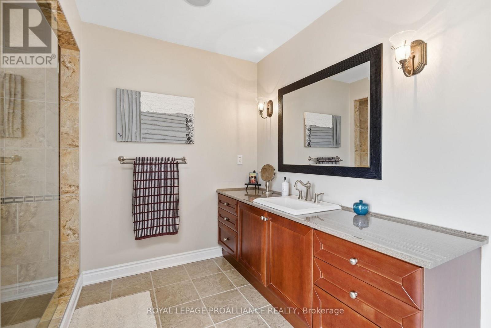 215 Water Street, Cobourg, Ontario  K9A 1R3 - Photo 31 - X12892174