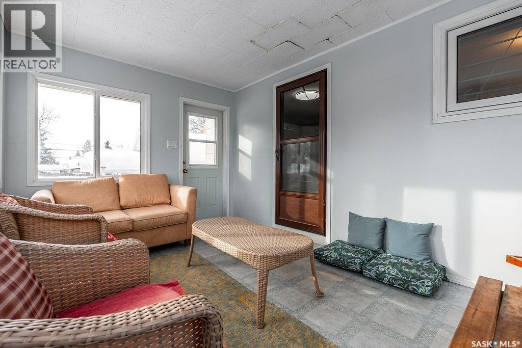 724 M Avenue S, Saskatoon, Saskatchewan  S7M 2L4 - Photo 18 - SK030113